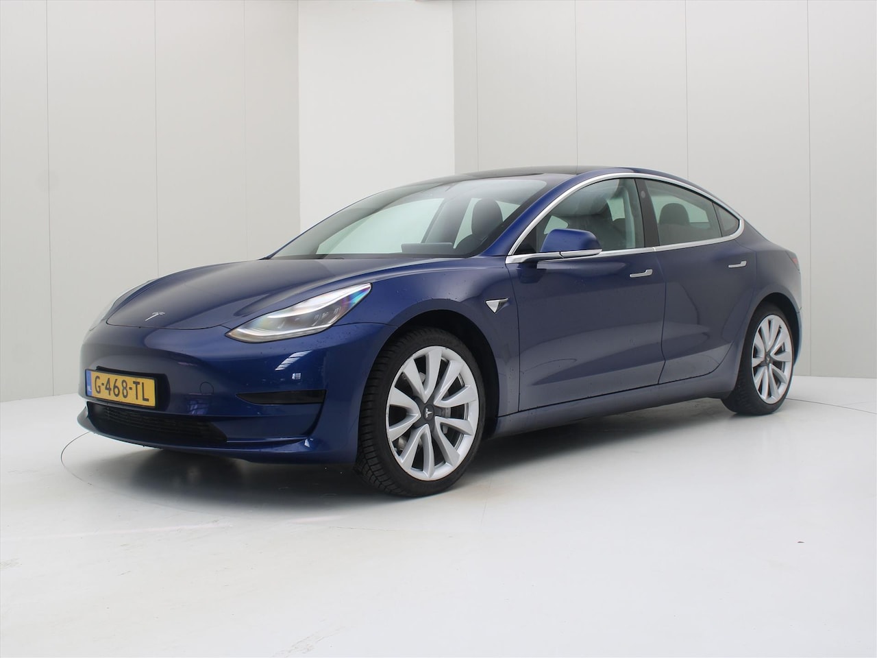 Tesla Model 3 - Standard RWD Plus [ AUTOPILOT+19+LEDER+CAMERA+PDC+LED ] - AutoWereld.nl