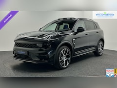 Lynk & Co 01 - 1.5 261PK Plug-in Hybrid|Full Black|Pano|AppleCarplay|Adaptive Cruise|