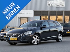 Volvo V60 - 1.6 T3 Kinetic AIRCO/LM VELGEN/NL AUTO