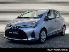 Toyota Yaris - 1.5 Hybrid Aspiration Nederlandse Auto / Parkeercamera / Navigatie / Lederen stuurwiel / C