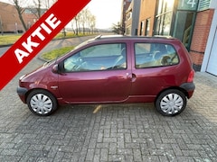 Renault Twingo - 1.2 Cinétic Quickshift 5 | APK 12/10/2025 | KM 197337 NAP EL.RAMEN & EL.SPIEGELS & GLAZEN