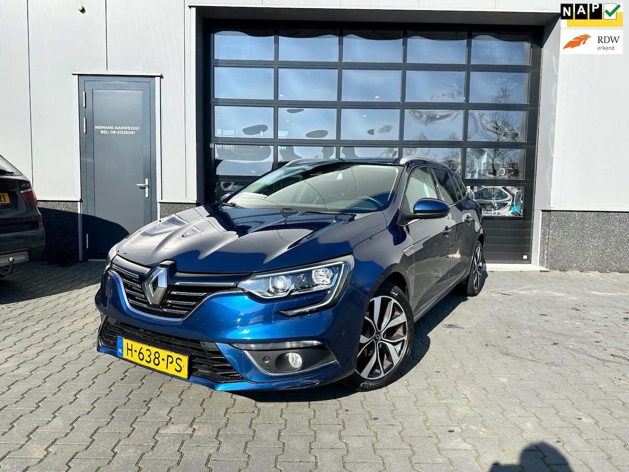 Renault Mégane Estate - 1.3 TCe Bose automaat 1 ste eigenaar - AutoWereld.nl