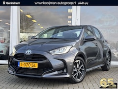 Toyota Yaris - 1.5 Hybrid Dynamic | 1e Eigenaar | Nieuw Geleverd & Onderhouden | Parkeersensoren rondom|