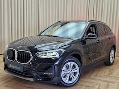 BMW X1 - xDrive25e *Eerste Eigenaar* Leder / Afn. Trekhaak / Head-Up / Carplay / Stoelverwarming /