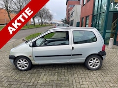 Renault Twingo - 1.2-16V Epicéa | INITIALE PARIS | NW APK TM 26/01/2026 PARKEERSENSOREN ACHTER EL.RAMEN + E