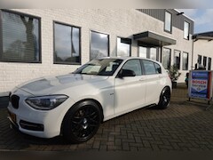 BMW 1-serie - 116 I Sport M-Perfomance Styled