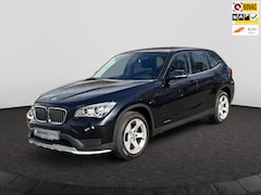 BMW X1 - SDrive20i Executive | Automaat | Clima |Cruise | Navi | Trekhaak Vast | PDC Achter | 2de E