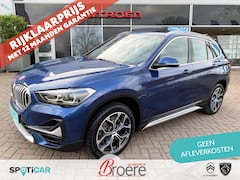 BMW X1 - (f48) sDrive20i 178pk Automaat Business Edition Plus | panoramadak, elek. klep, trekhaak,