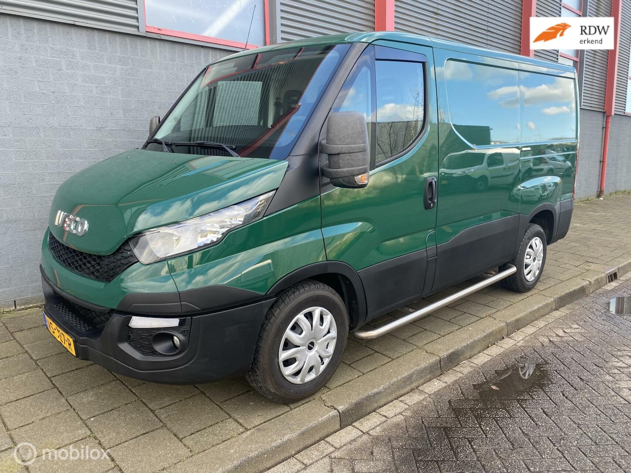 Iveco Daily - 35S17 300 L1-H1 3.0 Liter 170 PK Krachtpatser - AutoWereld.nl