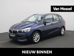 BMW 2-serie Active Tourer - 216i Executive | TREKHAAK | NAVIGATIE | LICHTMETALEN VELGEN | CLIMATE CONTROL |