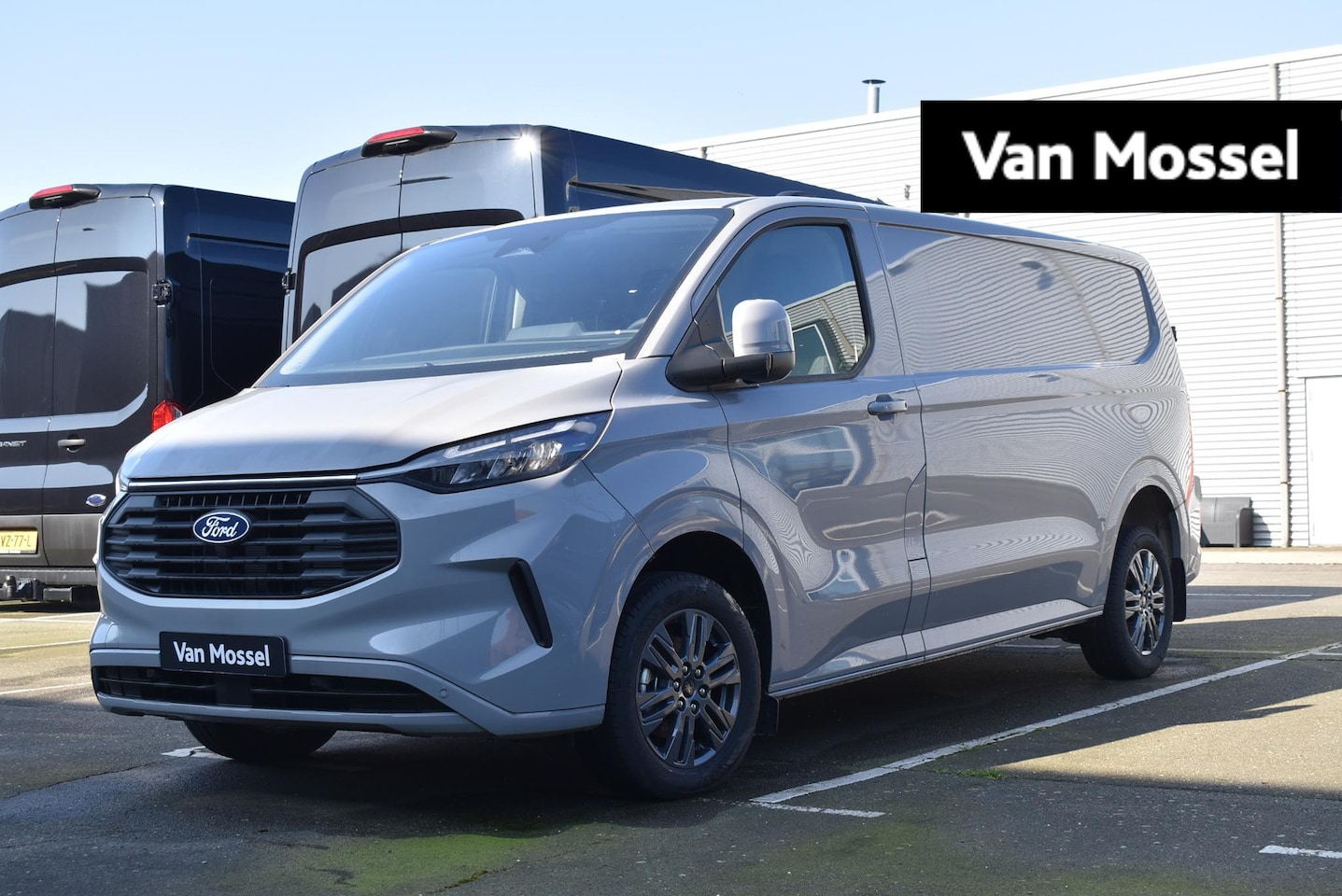 Ford Transit Custom - 300 2.0 TDCI L2H1 Limited | Navigatie | Winterpakket | 17 inch | LED | Camera | - AutoWereld.nl