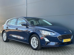 Ford Focus - 1.0 EcoBoost Titanium Business 1STE EIGEN / NAVI / CARPLAY / CRUISE / PDC / BTW