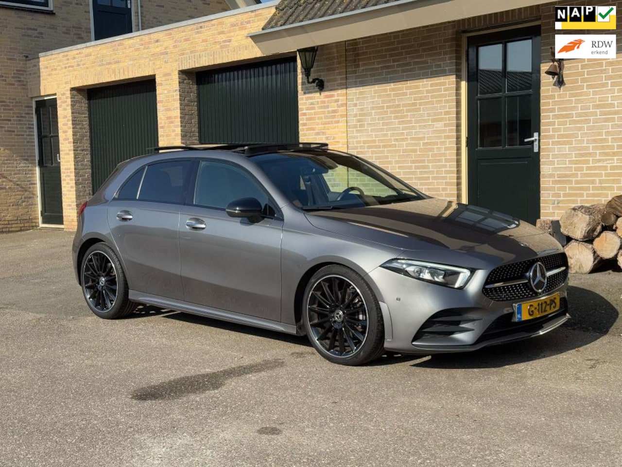 Mercedes-Benz A-klasse - A200 Premium Plus|AMG|LEDER|PANO|CAM - AutoWereld.nl