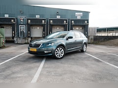 Skoda Octavia Combi - 1.0 TSI Ambition Business Tech | STOELVERW. | LM VELGEN