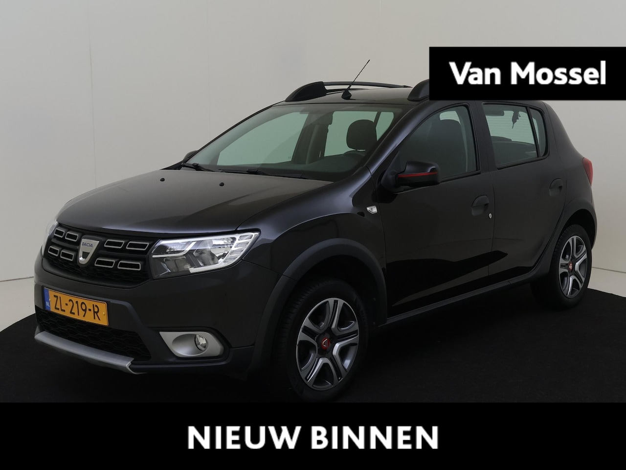 Dacia Sandero - 0.9 TCe 90 PK Tech Road Navigatie / Climate Control / Cruise Control / Parkeersensoren Ach - AutoWereld.nl