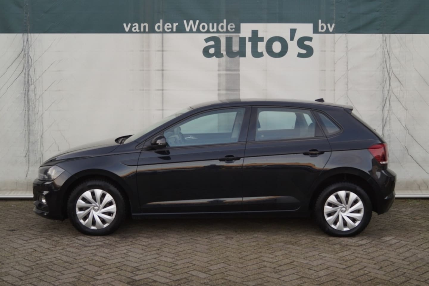 Volkswagen Polo - 1.6 TDI Comfortline Executive -NAVI-ACC-PDC- - AutoWereld.nl