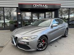 Alfa Romeo Giulia - 2.2 AWD Veloce 210PK|Leder|Camera|Memory|Navi|Stoelverwarming|Cruise Control