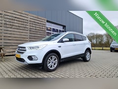 Ford Kuga - 1.5 EcoBoost Trend Ultimate|Trekhaak|Navi|Clima|Parkeersensoren