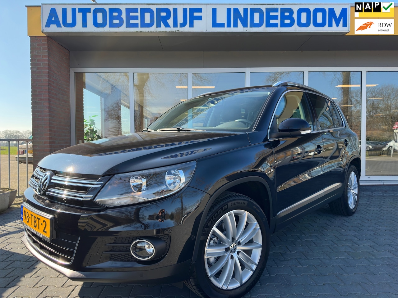 Volkswagen Tiguan - 1.4 TSI Sport&Style Leer/Trekhaak Set winter wielen - AutoWereld.nl