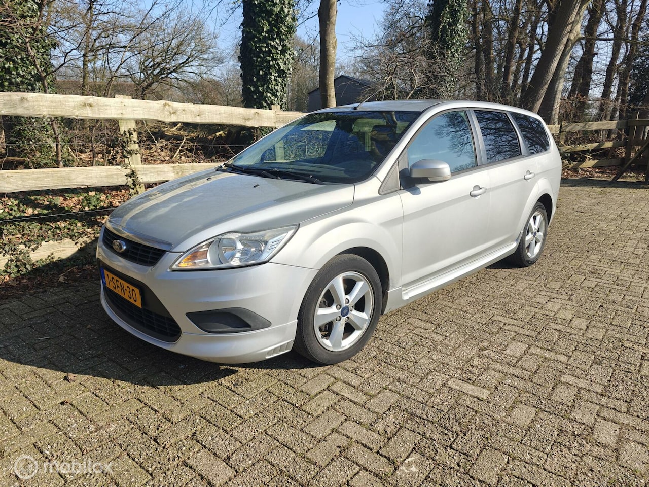 Ford Focus Wagon - 1.6 TDCi ECOnetic 1.6 TDCi ECOnetic - AutoWereld.nl