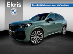 BMW X1 - sDrive18i M Sportpakket | Innovation Pack | Excellence Pack | Glazen panoramadak| Driving