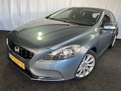 Volvo V40 - 1.6 D2 Kinetic ECC/CRUISE/CAMERA/NAVI/BLUETOOTH