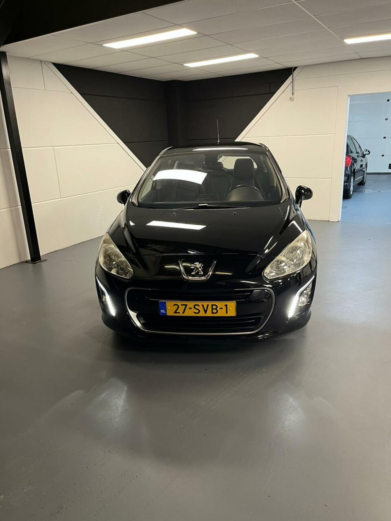 Peugeot 308 - 1.6 Allure - AutoWereld.nl