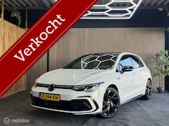 Volkswagen Golf - 1.5 eTSI R-Line |Black Style|Pano|Sfeer|