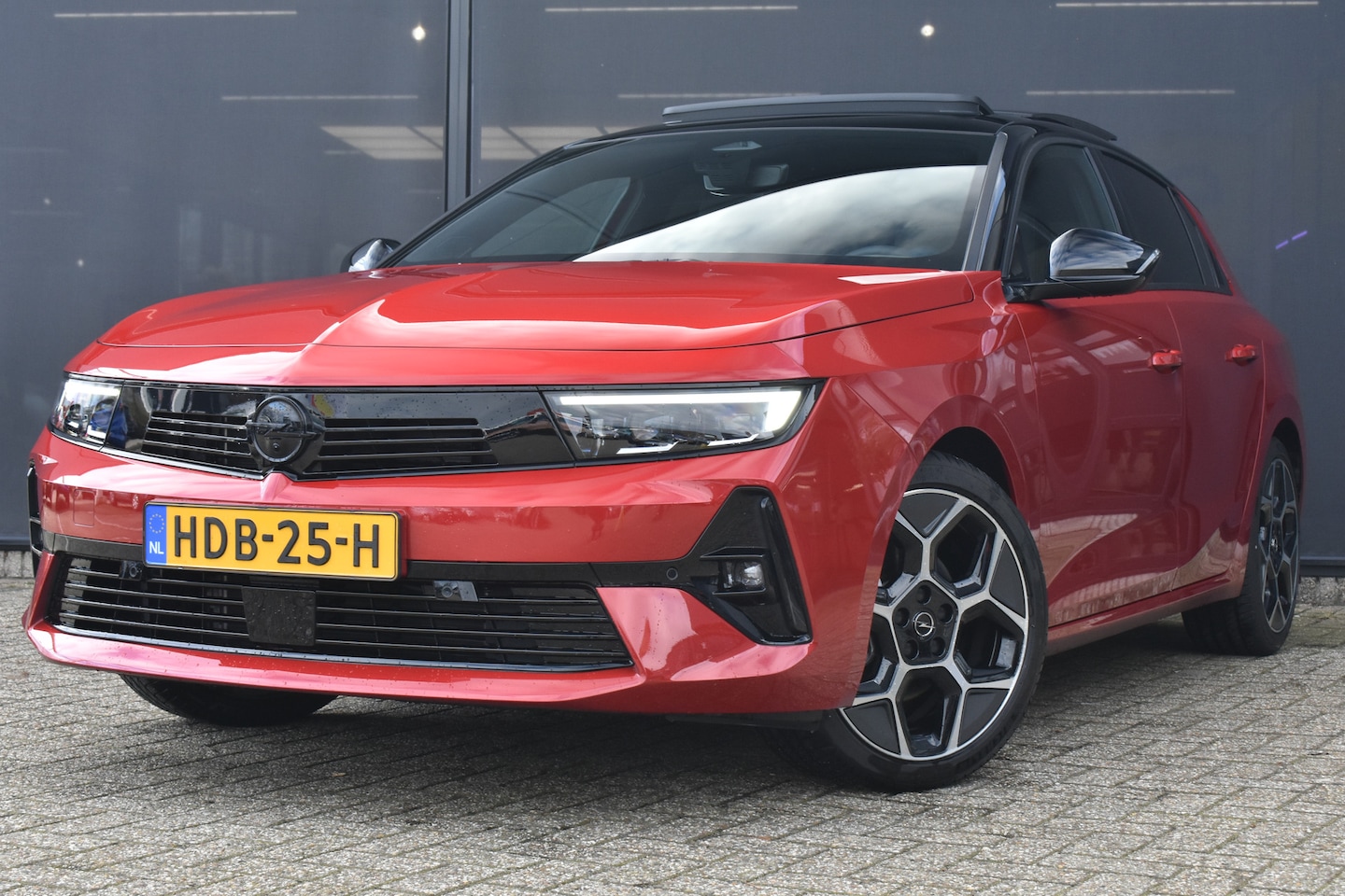 Opel Astra - 1.2 Turbo Hybrid Ultimate | Apple Carplay/Android Auto|telefoonintegratie premium | afwijk - AutoWereld.nl