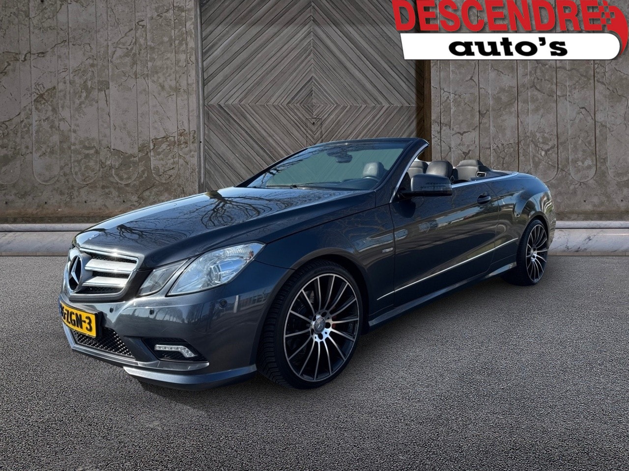 Mercedes-Benz E-klasse Cabrio - 350 CDI Avantgarde AMG-pakket youngtimer - AutoWereld.nl