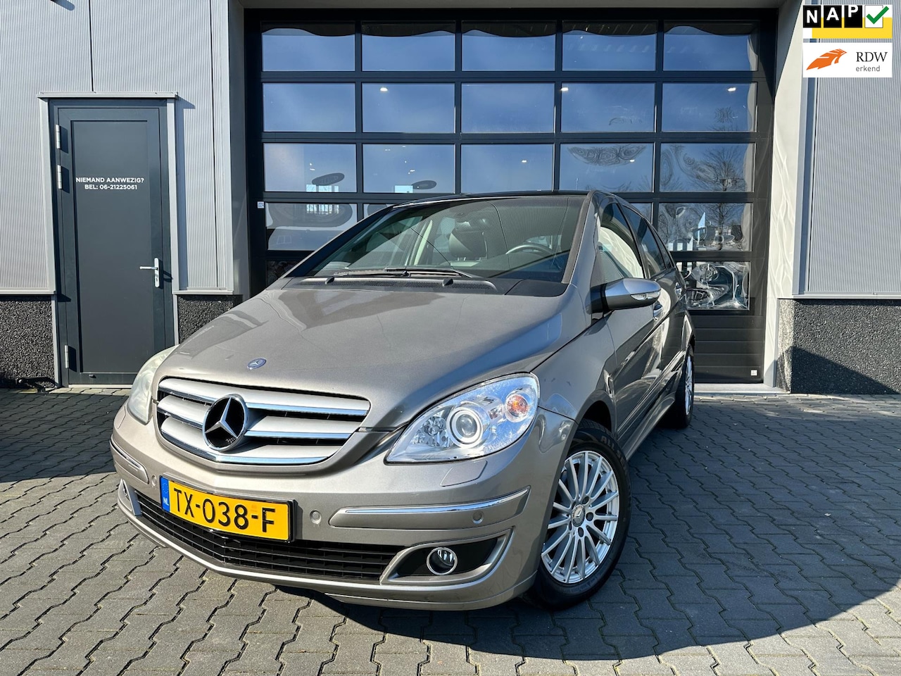 Mercedes-Benz B-klasse - 170 trehaak vol optie's - AutoWereld.nl