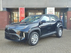 Toyota Yaris Cross - 1.5 HYBRID DYNAMIC STOEL/STUURVERW HEAD-UP EL-ACHTERKLEP NAVI KEYLESS CAMERA LM-VELGEN AD