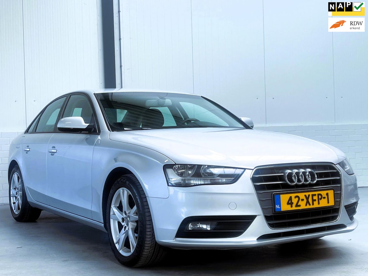 Audi A4 Limousine - 1.8 TFSI Pro Line Business Leder|Org NL - AutoWereld.nl