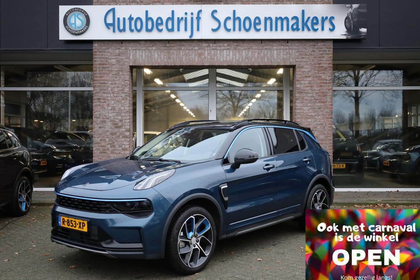 Lynk & Co 01 - 1.5 261PK! 6.6Kwh LADEN! 360-CAMERA PANO/SCHUIF INFINITY DAB NAVI CARPLAY STOELVERWARMING - AutoWereld.nl