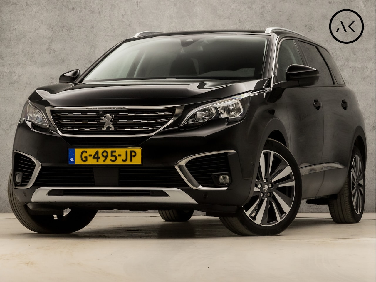 Peugeot 5008 - 1.2 PureTech Deluxe 7 Persoons Automaat (APPLE CARPLAY, MEMORY SEATS, LEDER, STOELVERWARMI - AutoWereld.nl