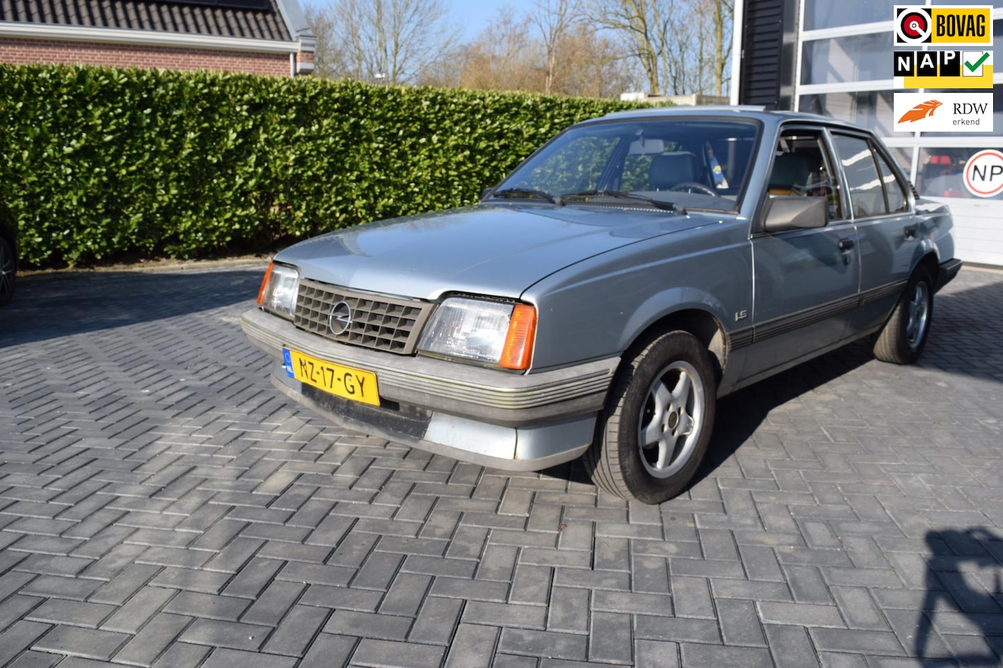 Opel Ascona - 1.6 S LS stuurbekr org schuifdak trekhaak lpg 5 bak - AutoWereld.nl