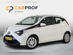 Toyota Aygo - 1.0 VVT-i x-play limited Airco | Carplay | Camera | Org. NL