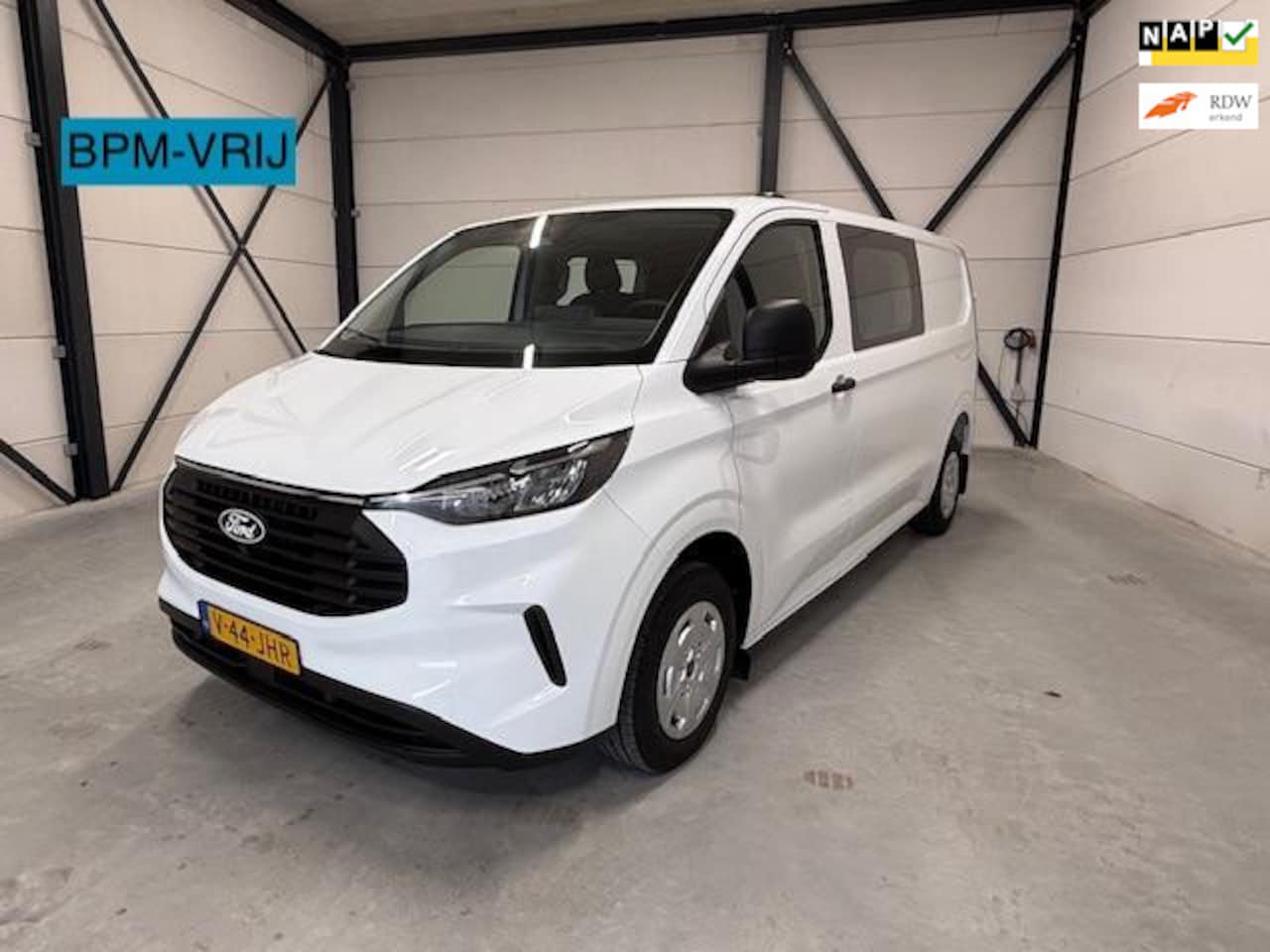 Ford Transit Custom - 320 2.0 TDCI L2H1 Trend Dubbel Cabine Automaat BPM-VRIJ fabrieksgarantie tot 20-12-2026 - AutoWereld.nl