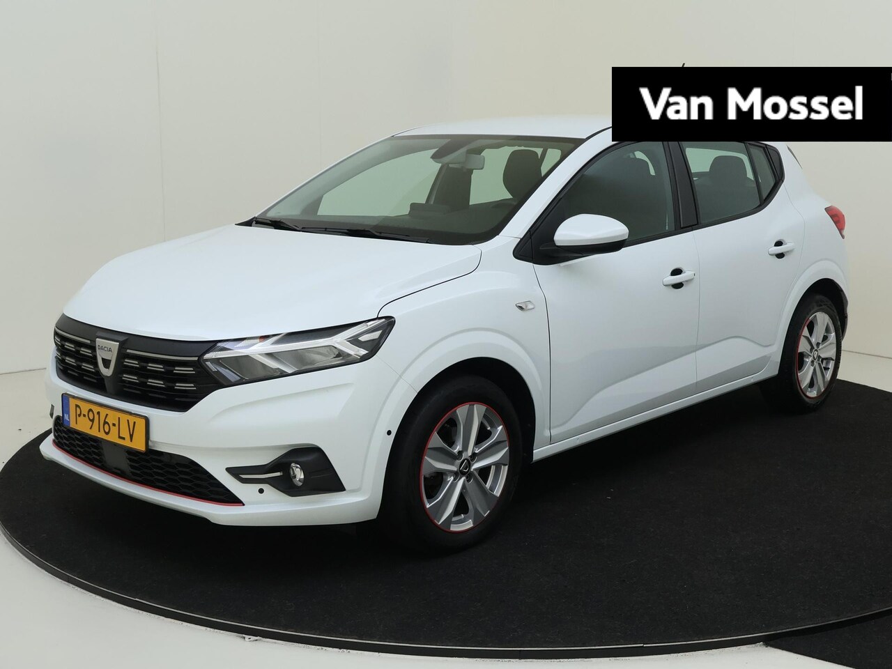 Dacia Sandero - 1.0 TCe 100 Bi-Fuel Comfort | Trekhaak | Achteruitrijcamera | Carplay | Climate Control | - AutoWereld.nl