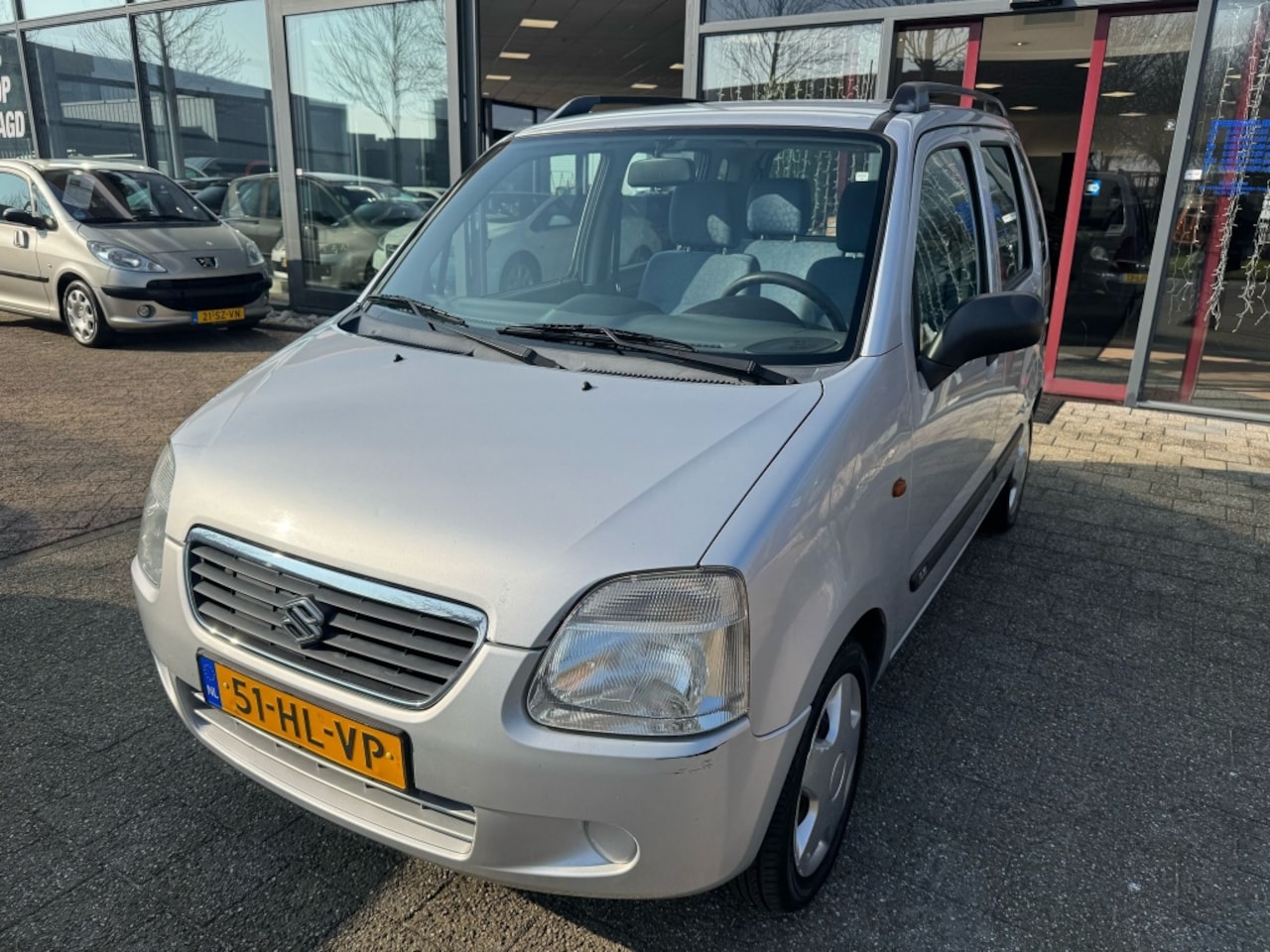 Suzuki Wagon R+ - 1.3 GL AUTOMAAT VAN 2E EIGENAAR APK 6-25 BJ 2001 !!! - AutoWereld.nl