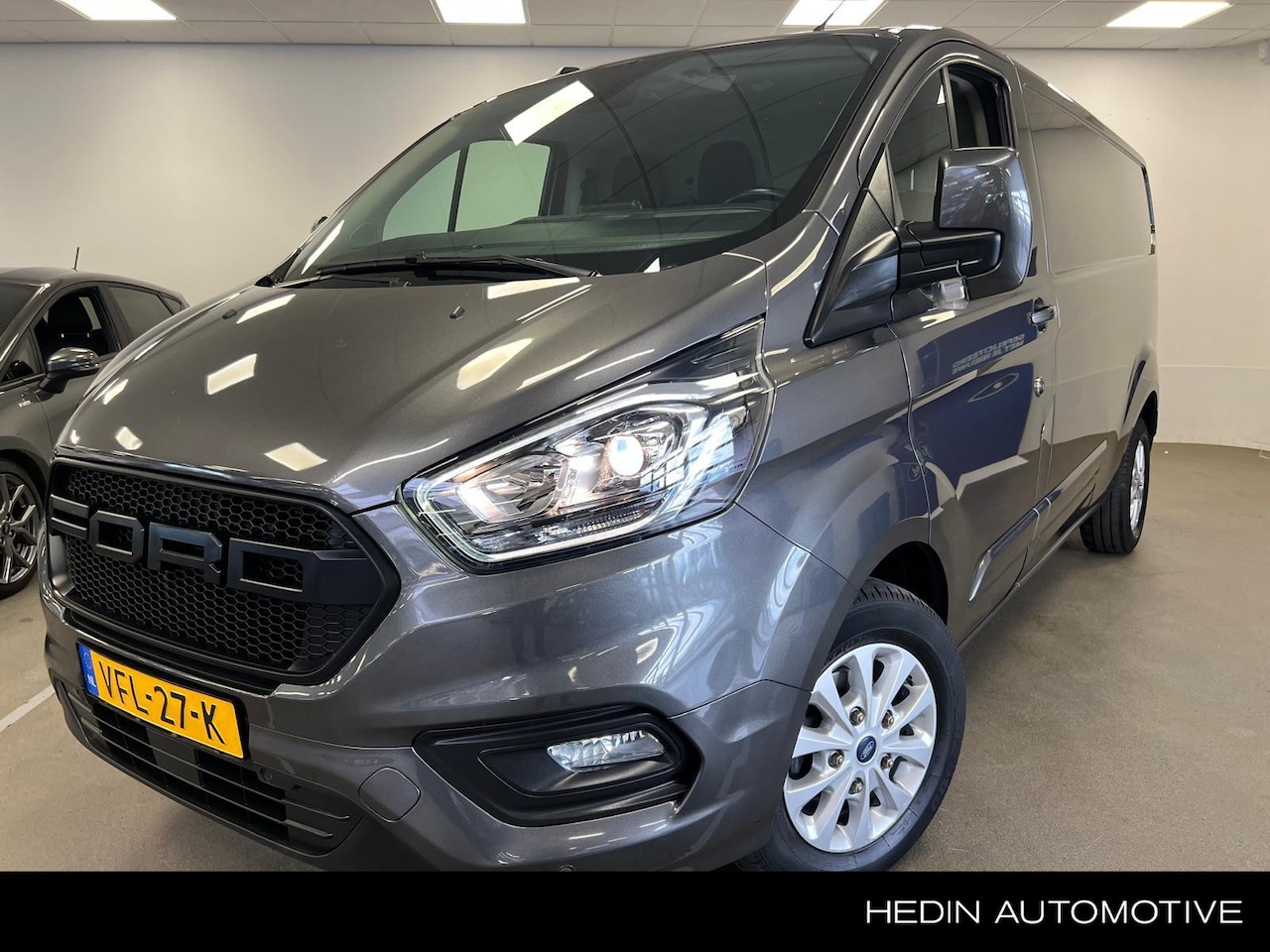 Ford Transit Custom - 300 L2H1 Limited Automaat | Airco | CarPlay | Wegkl. Imperiaal | Airco | Stoelverwarming | - AutoWereld.nl