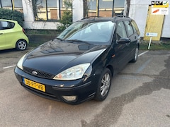 Ford Focus Wagon - 1.6-16V Futura / Airco / Inruilkoopje / Export