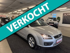 Ford Focus Wagon - 1.8-16V Ambiente Flexifuel. Zeer goed onderhouden, pas nog beurt gehad, cruise control en