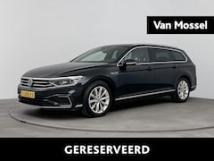 Volkswagen Passat Variant - 1.4 TSI PHEV GTE Business | Navigatie 'Groot' | Panorama dak | Leder | 17 Inch Velgen | Ai