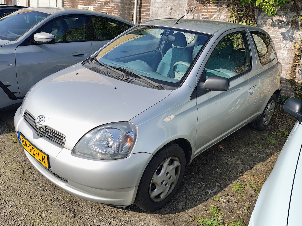 Toyota Yaris - 1.3-16V VVT-i LUNA met APK tot 19-6-2025 - AutoWereld.nl