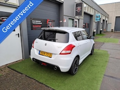 Suzuki Swift - 1.6 Sport 136PK 5DRS Keyless Xenon Clima Cruise