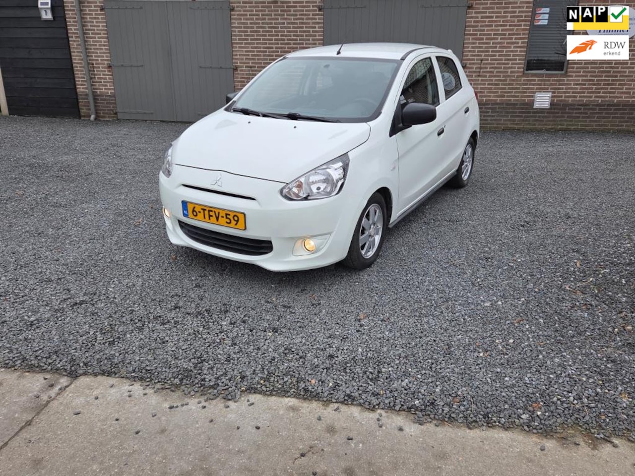 Mitsubishi Space Star - 1.0 Inform 1.0 Inform - AutoWereld.nl