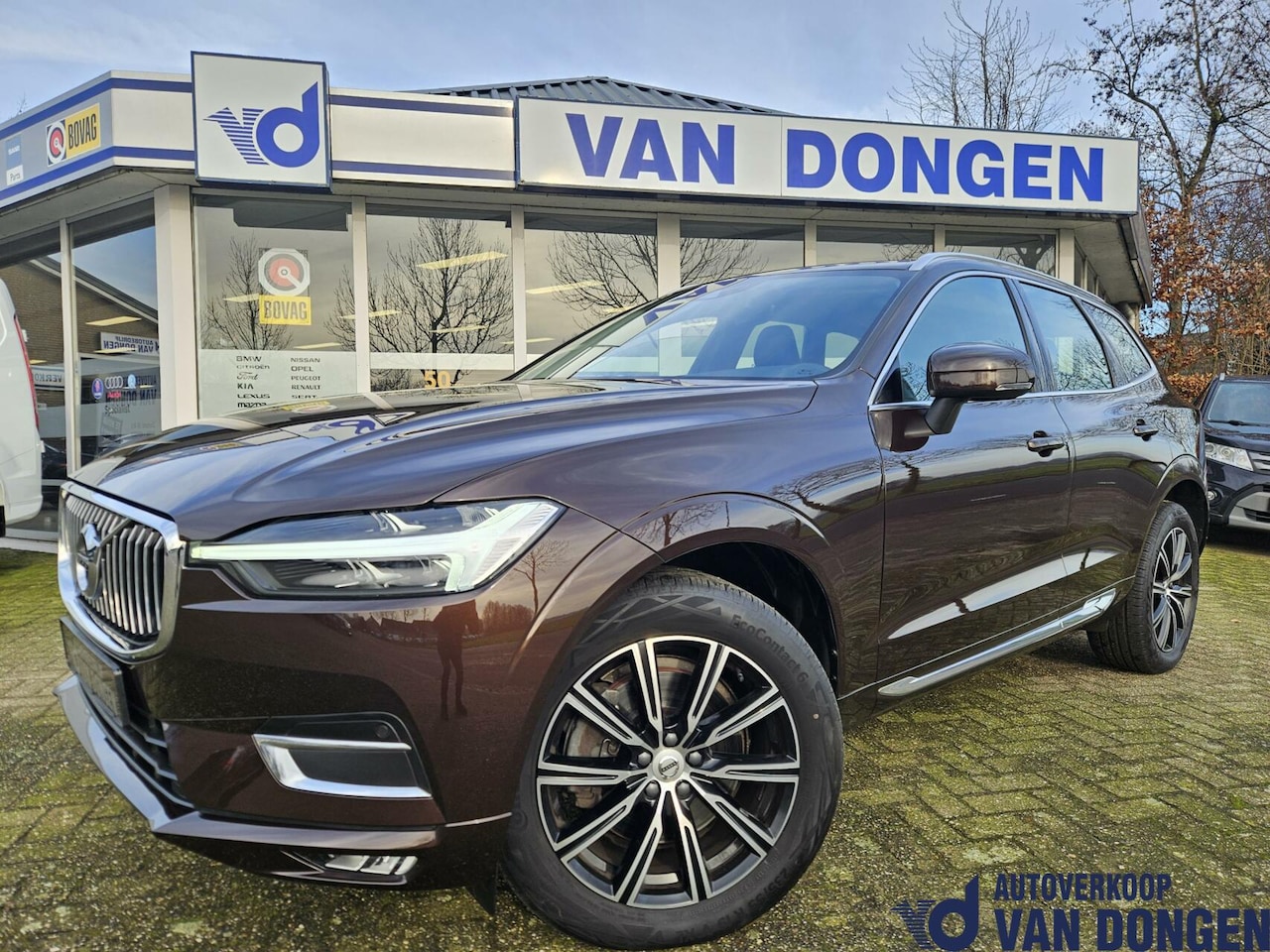 Volvo XC60 - 2.0 B4 Inscription | Leder / Trekhaak | Benzine Hybride - AutoWereld.nl