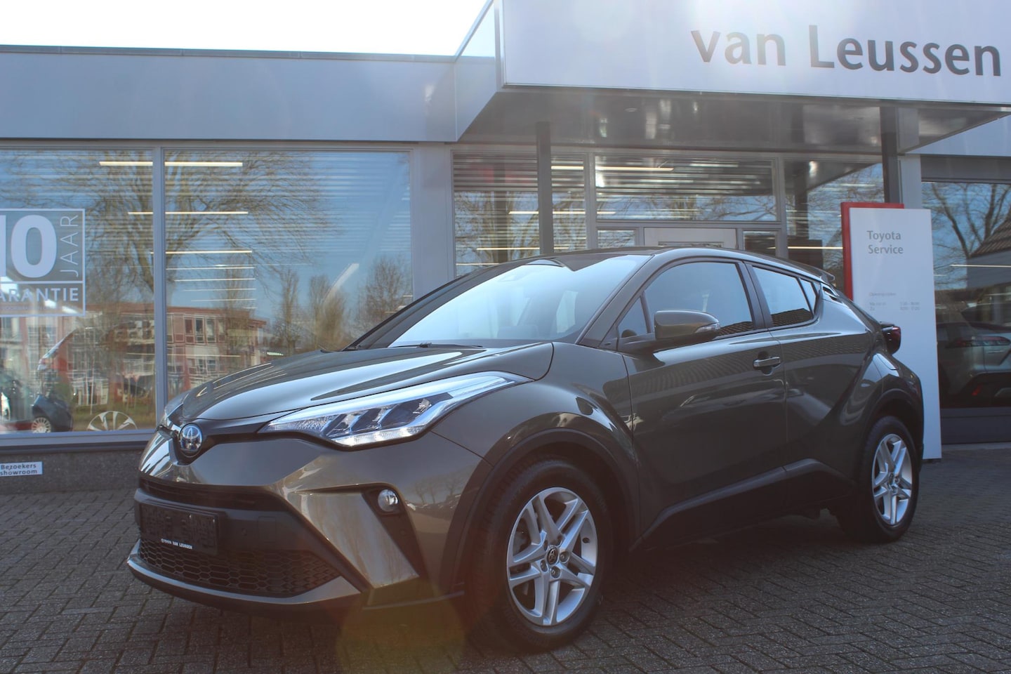 Toyota C-HR - HYBRID - AutoWereld.nl