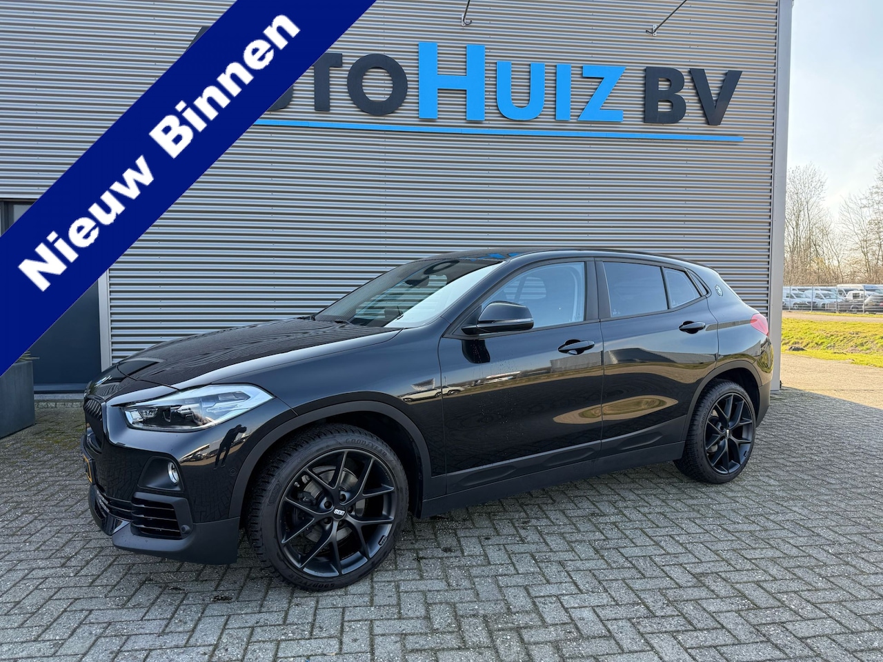 BMW X2 - sDrive18i Executive LED Automaat Head Up Camera Trekhaak Keyless Entry - AutoWereld.nl